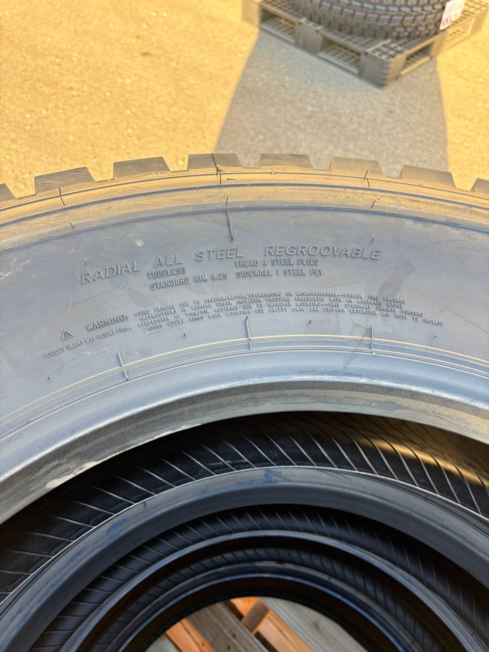 Commercial Truck & Bus Tires – DOT Approved TBR, 11R22.5, 295/75R22.5, 11R24.5 by Kapsen & Zwart - TBR (Truck & Bus Radial) Commercial Tire with KAPSEN DRIVE OPEN HS217 | Sold by Uncle Wiener's Wholesale