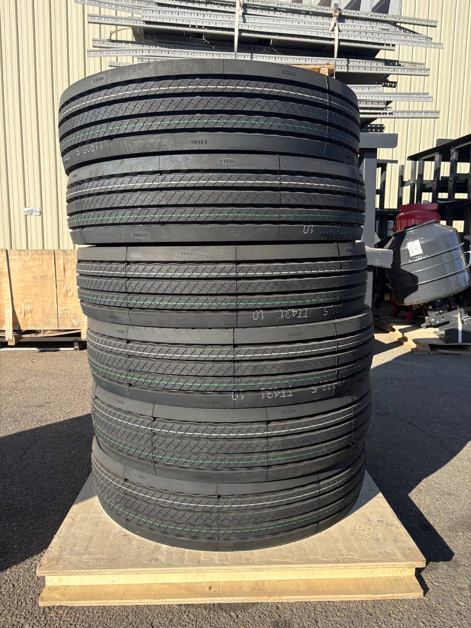 Commercial Truck & Bus Tires – DOT Approved TBR, 11R22.5, 295/75R22.5, 11R24.5 by Kapsen & Zwart - TBR (Truck & Bus Radial) Commercial Tire with KAPSEN DRIVE OPEN HS217 | Sold by Uncle Wiener's Wholesale