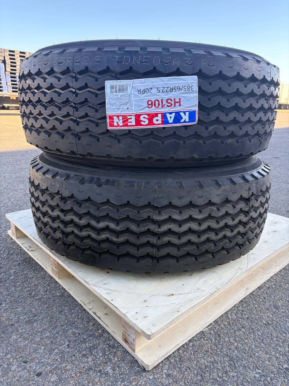 Commercial Truck & Bus Tires – DOT Approved TBR, 11R22.5, 295/75R22.5, 11R24.5 by Kapsen & Zwart - TBR (Truck & Bus Radial) Commercial Tire with KAPSEN WINTER TIRES KW01 | Sold by Uncle Wiener's Wholesale