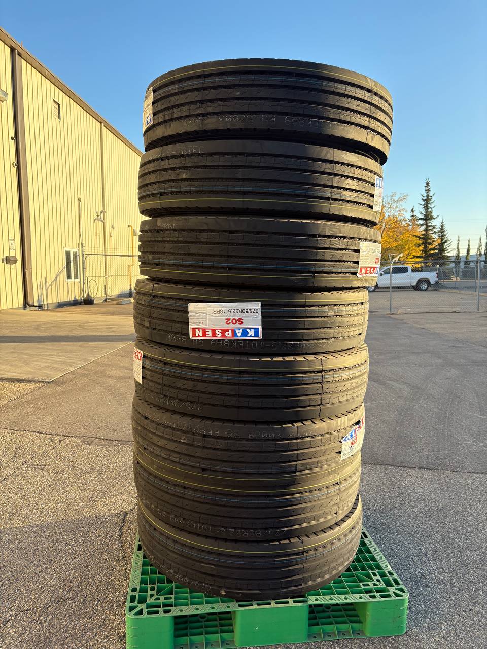 Commercial Truck & Bus Tires – DOT Approved TBR, 11R22.5, 295/75R22.5, 11R24.5 by Kapsen & Zwart - TBR (Truck & Bus Radial) Commercial Tire with KAPSEN ALL POSITION HS205 | Sold by Uncle Wiener's Wholesale