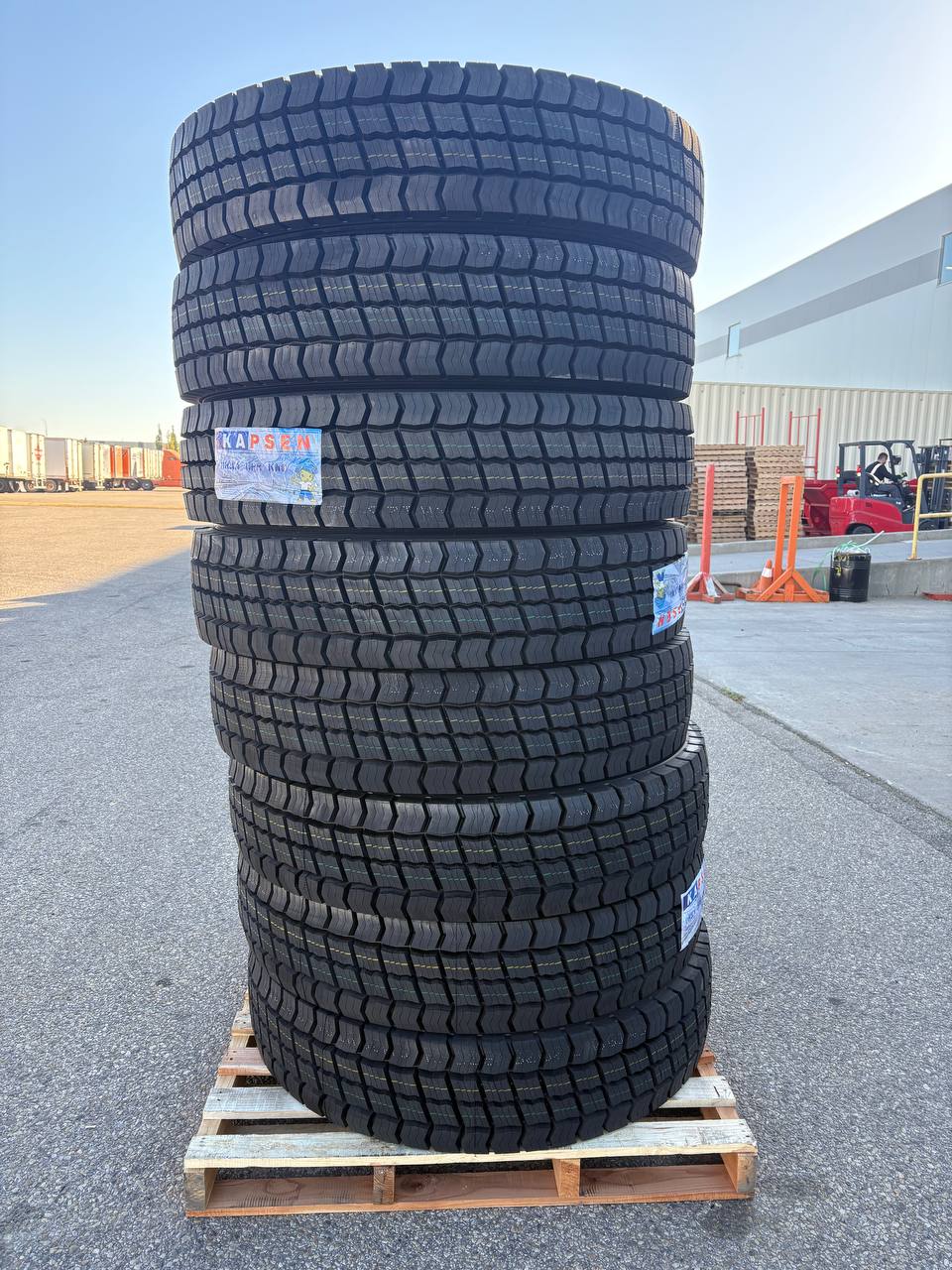 Commercial Truck & Bus Tires – DOT Approved TBR, 11R22.5, 295/75R22.5, 11R24.5 by Kapsen & Zwart - TBR (Truck & Bus Radial) Commercial Tire with KAPSEN WINTER TIRES KW01 | Sold by Uncle Wiener's Wholesale