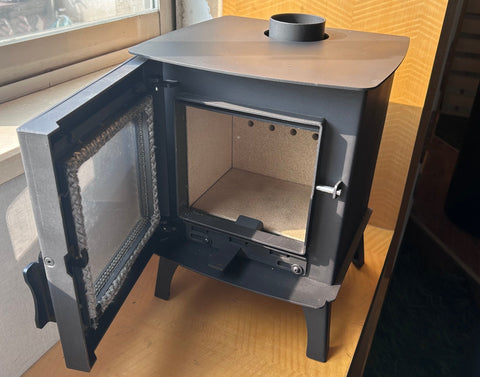 Compact Wood Stove with Firebox – 4kW Steel Wood - Burning Heater R0401A - with | Sold by Uncle Wiener's Wholesale