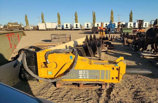 Atlas HB 4700 Hydraulic Breaker attachment for 45–80 ton excavators – ideal for mining and demolition work