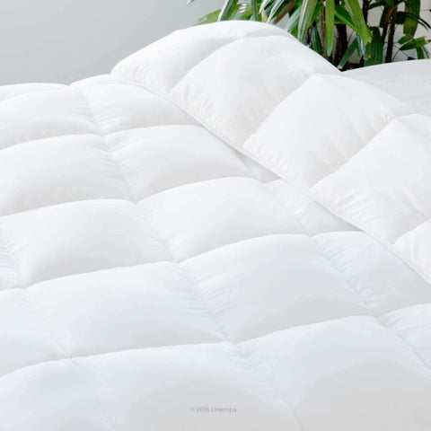 Down Alternative Microfiber Comforter – White, All - Season, Queen & King Sizes - with KING | Sold by Uncle Wiener's Wholesale