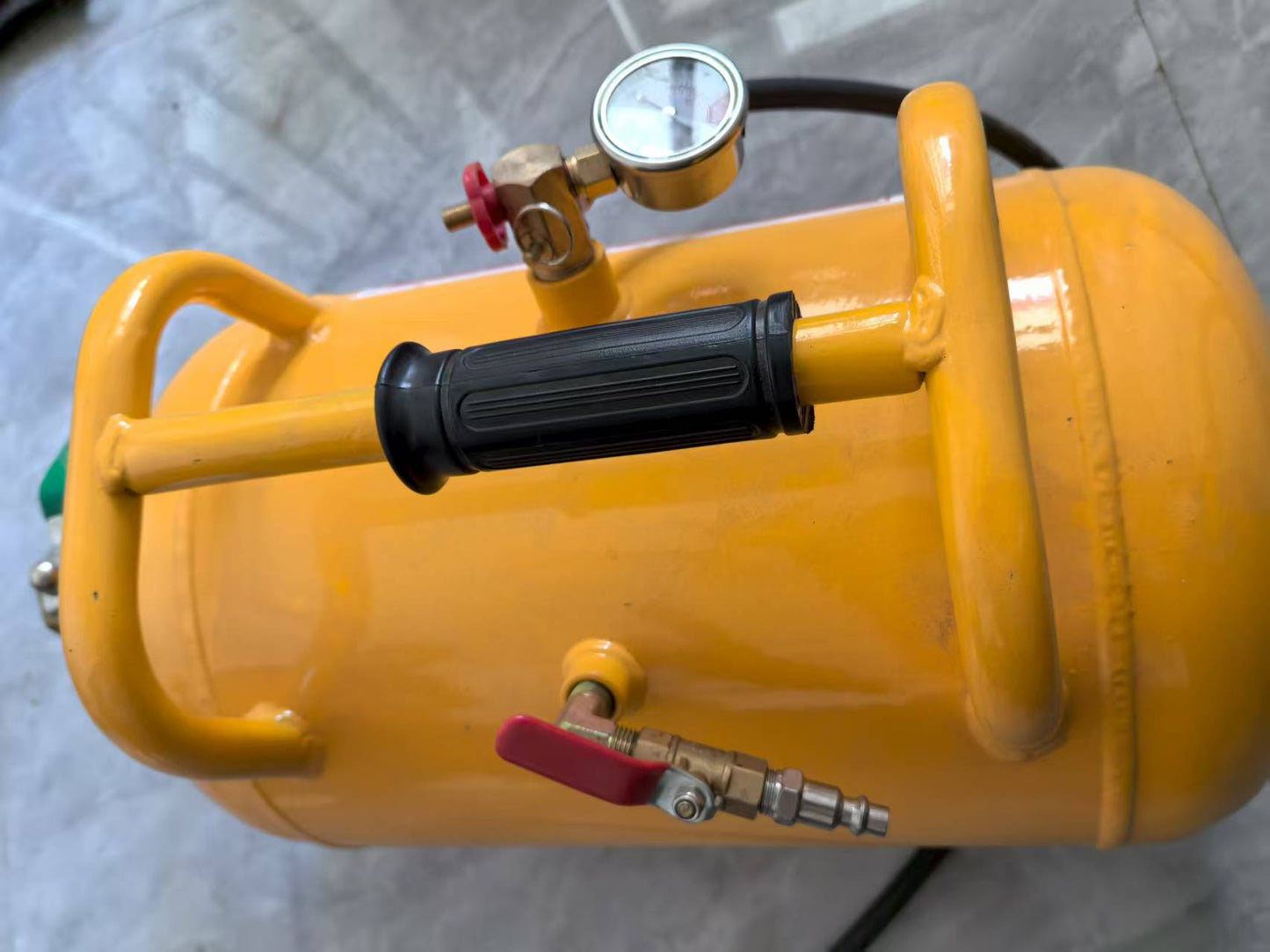 Dual Purpose 5 Gallon Tire Bead Blaster & Air Tank – 145 PSI Max, Model: S1237 - 5 Gallon Bead Blaster & Portable Air Tank with | Sold by Uncle Wiener's Wholesale