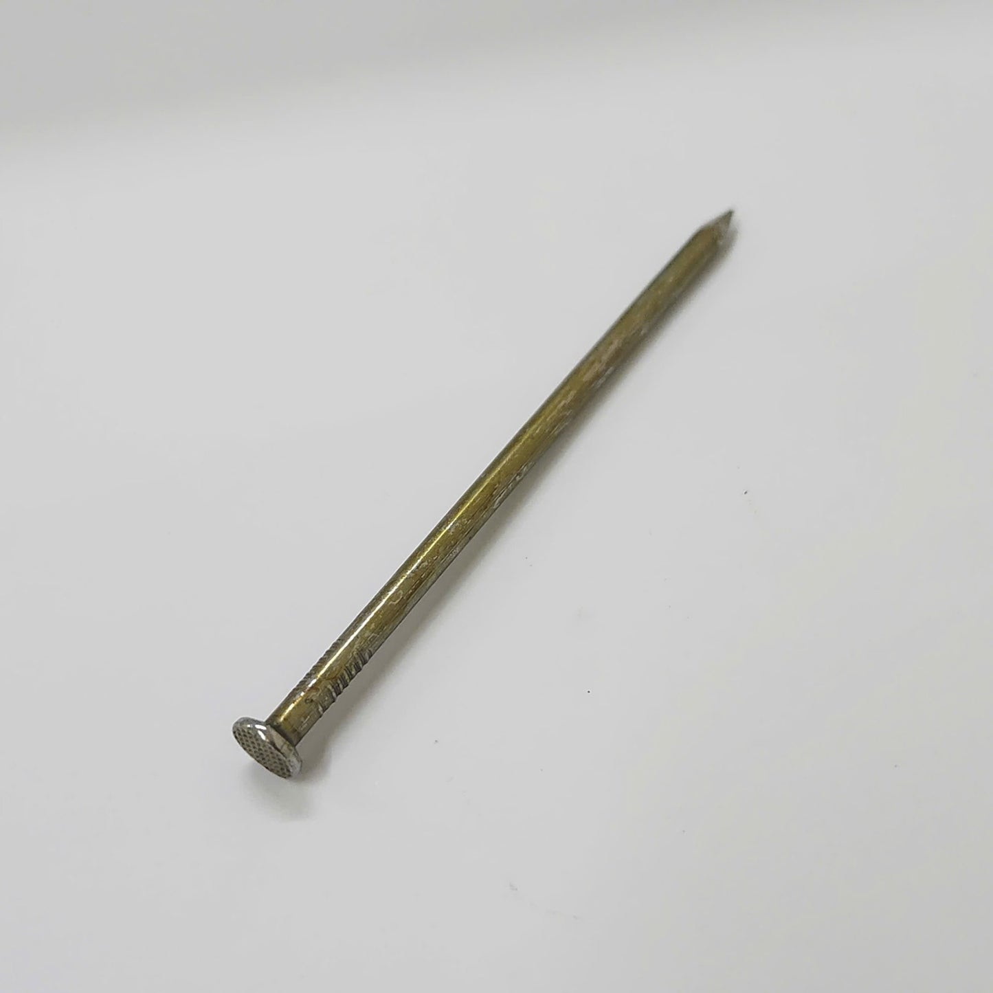 Framing Sinker Nails 10lb Bag 16D 3 - 1/2″ or 8D 2 - 1/2″ 26BN Series - with 16D 3 - 1/2″ | Sold by Uncle Wiener's Wholesale