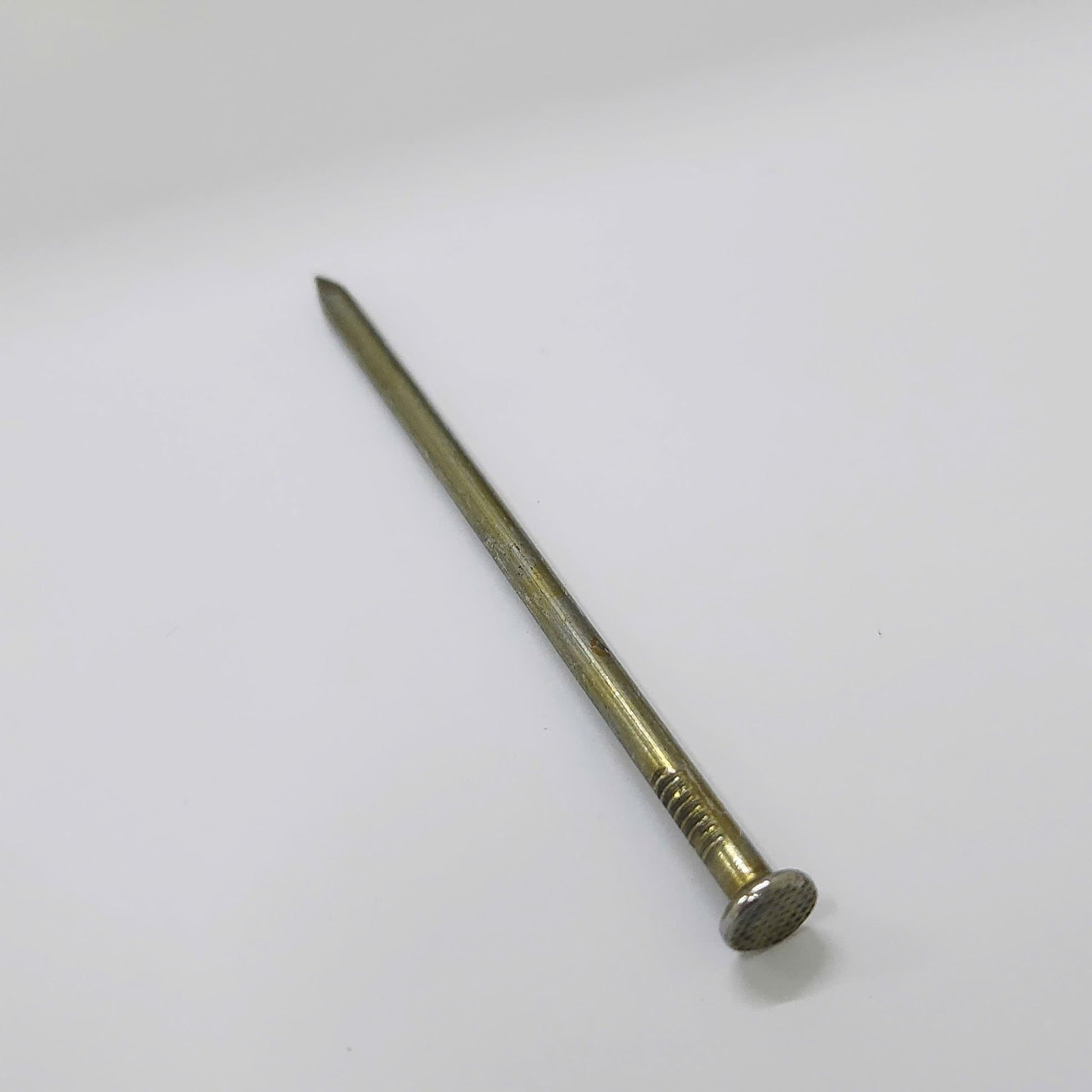 Framing Sinker Nails 10lb Bag 16D 3 - 1/2″ or 8D 2 - 1/2″ 26BN Series - with 16D 3 - 1/2″ | Sold by Uncle Wiener's Wholesale