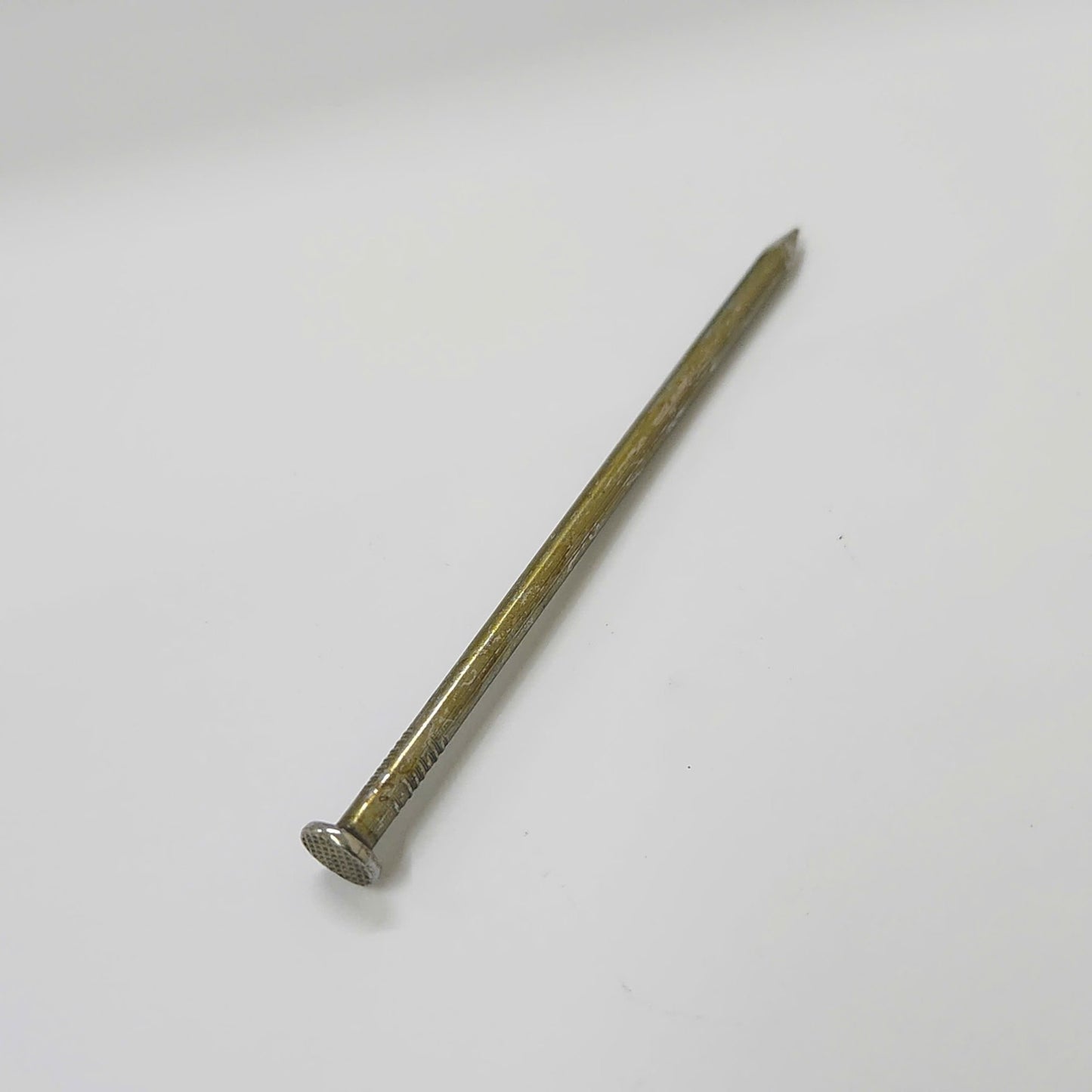Framing Sinker Nails 10lb Bag 16D 3 - 1/2″ or 8D 2 - 1/2″ 26BN Series - with 16D 3 - 1/2″ | Sold by Uncle Wiener's Wholesale