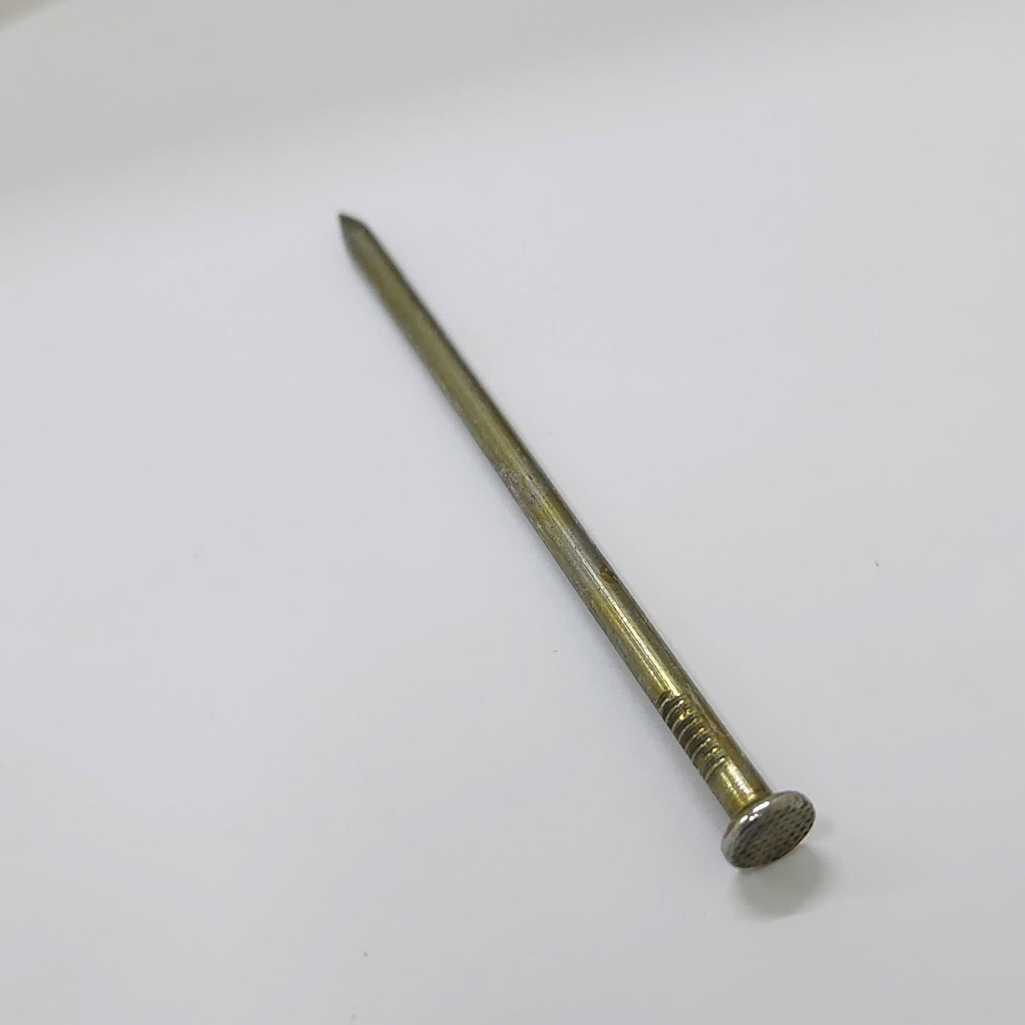 Framing Sinker Nails 10lb Bag 16D 3 - 1/2″ or 8D 2 - 1/2″ 26BN Series - with 16D 3 - 1/2″ | Sold by Uncle Wiener's Wholesale