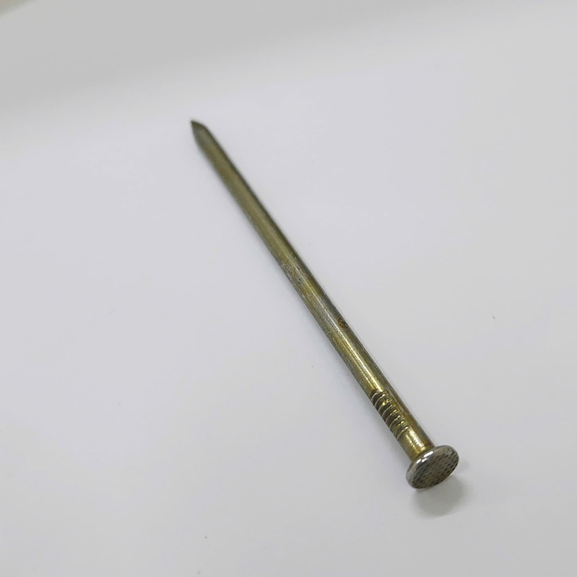 Framing Sinker Nails 10lb Bag 16D 3 - 1/2″ or 8D 2 - 1/2″ 26BN Series - with 16D 3 - 1/2″ | Sold by Uncle Wiener's Wholesale