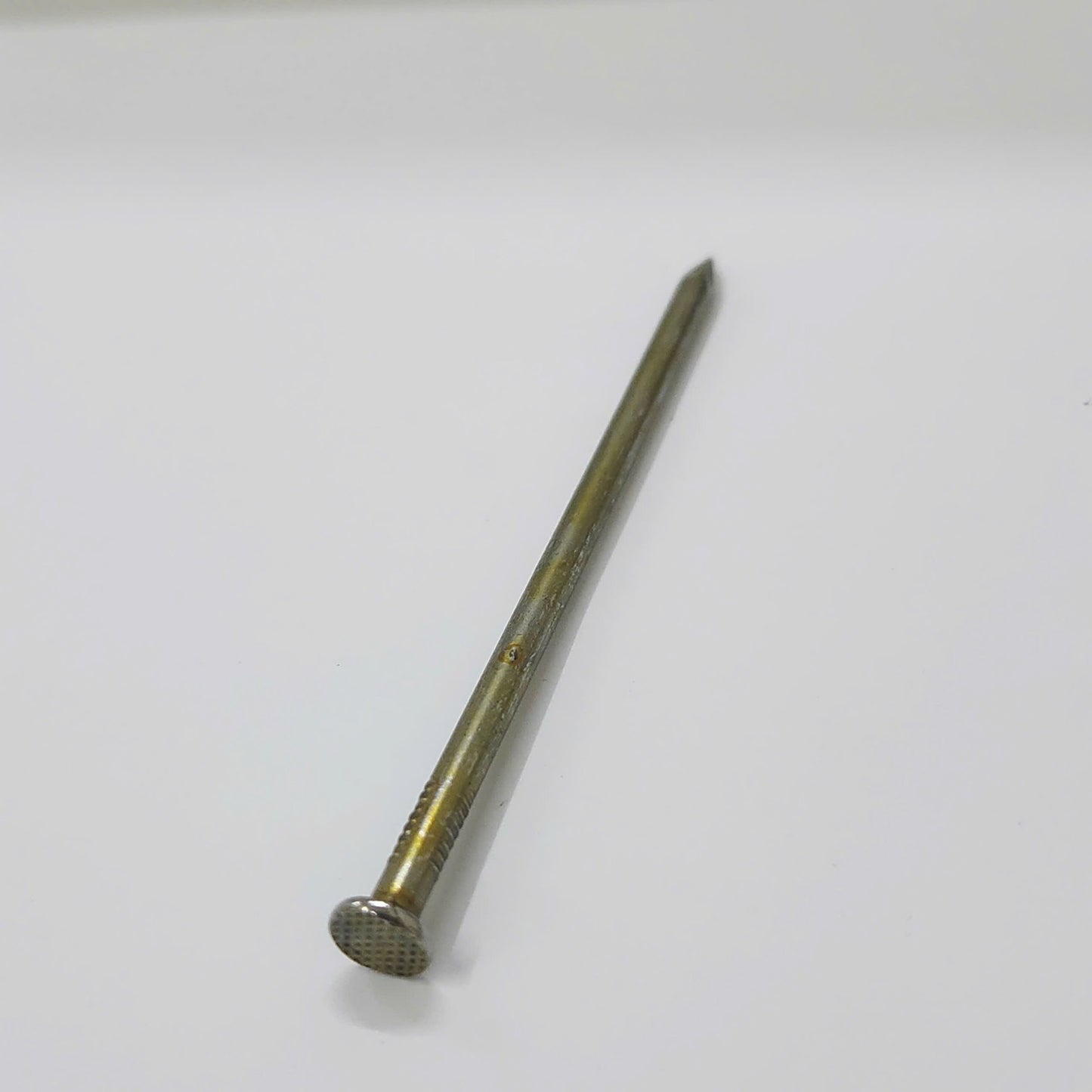 Framing Sinker Nails 10lb Bag 16D 3 - 1/2″ or 8D 2 - 1/2″ 26BN Series - with 16D 3 - 1/2″ | Sold by Uncle Wiener's Wholesale