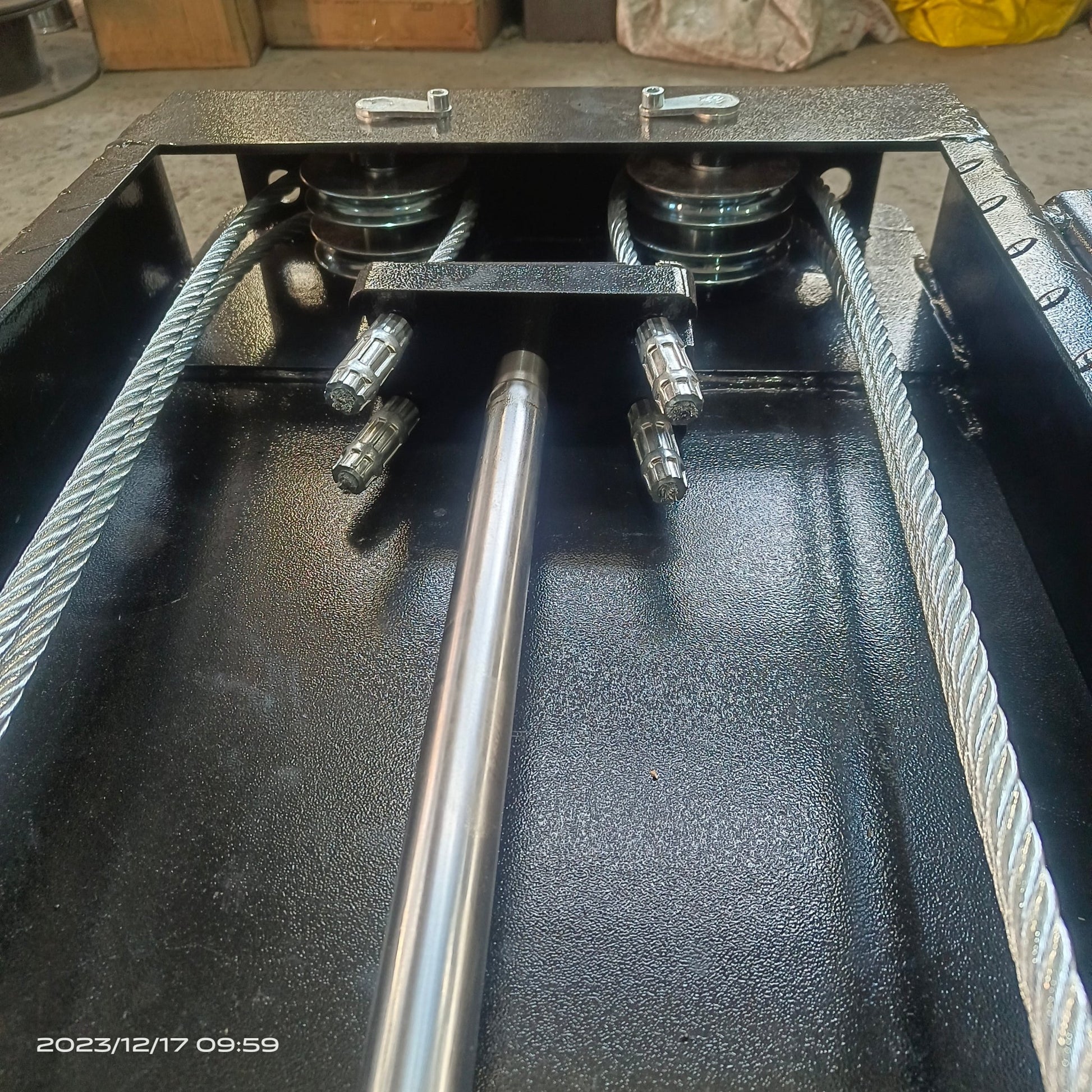 Heavy - Duty 4 Post Parking Lift 3700kg Capacity – 110V Manual Car Lift for Garage JH4P3700 - Car Lift with | Sold by Uncle Wiener's Wholesale