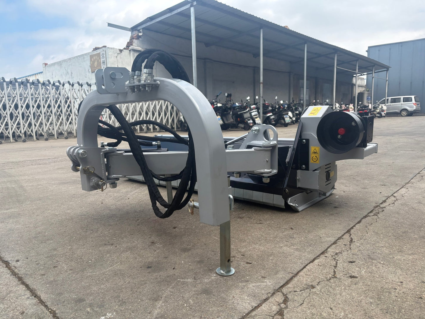 Heavy Duty Brush Cutter Rotary Mower Attachment for Tractor and Loader Multiple Sizes BCRLDW - with 49″ Cutting Width | Sold by Uncle Wiener's Wholesale