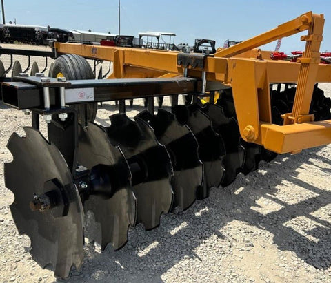 INDUSTRIAS AMERICA 2432 Pull - Type Offset Disk – 12' Wide Heavy - Duty Farm Disc Harrow with 24" Blades & Hydraulic Cylinder IA2432 - with | Sold by Uncle Wiener's Wholesale