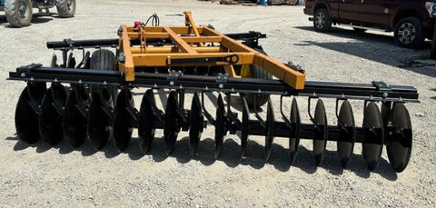 INDUSTRIAS AMERICA 2432 Pull - Type Offset Disk – 12' Wide Heavy - Duty Farm Disc Harrow with 24" Blades & Hydraulic Cylinder IA2432 - with | Sold by Uncle Wiener's Wholesale