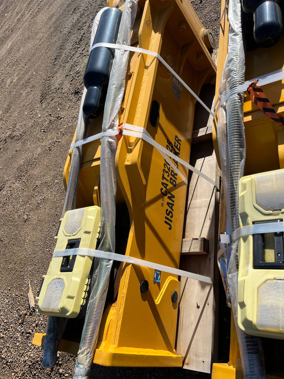 JISAN HYDRAULIC BREAKER HAMMER EXCAVATOR DEMOLITION ATTACHMENT - with JSB2200B | Sold by Uncle Wiener's Wholesale