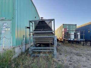 MEV High - Frequency Rectangular Screener – 5' x 10' Deck System MEV510 - with | Sold by Uncle Wiener's Wholesale