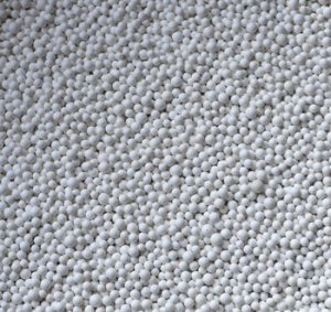 close-up of tire balancing beads
1 kg plastic tire balancing beads in bag
truck wheel showing installation of balancing beads
white tire balancing beads used in heavy-duty vehicles
vibration reduction solution for truck tires