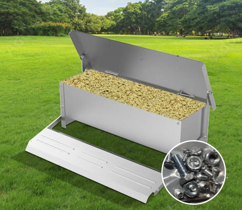Automatic pedal chicken feeder with open lid and feeding hens
Stainless steel rat-proof chicken feeder for backyard flocks
Outdoor poultry feeder with 10kg capacity and anti-slip treadle
Front view of the self-opening chicken feeder with side panel open