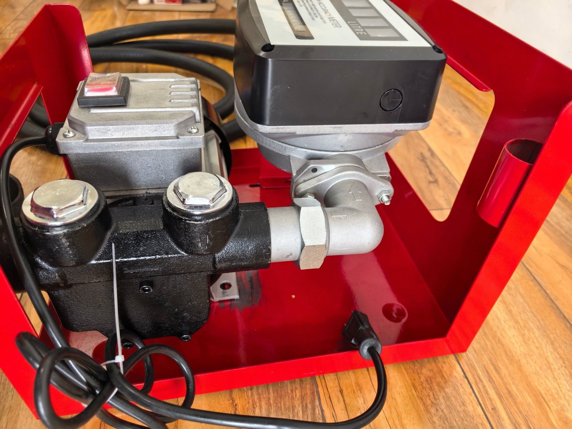 FP60 Diesel Fuel Transfer Pump – 110V Cast Iron with Digital Meter
Complete Diesel Pump Kit with Hose, Nozzle & Liter Meter
High Flow 60L/Min Diesel Pump – Model FP60 with Accessories