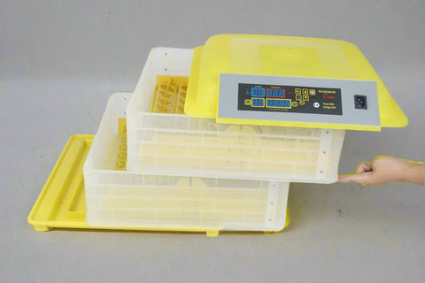 112-egg digital incubator with humidity and temperature control – EW112
Automatic poultry egg hatcher with LED display and turning tray