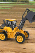 1:16 scale remote control JCB Fastrac 4220 tractor with controller
RC JCB farming tractor toy with 6-channel movement
JCB RC tractor with sound and light features
Detailed cab and tire design of remote control farm tractor
Remote control farming toy vehicle with accessories