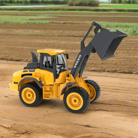 1:16 scale remote control JCB Fastrac 4220 tractor with controller
RC JCB farming tractor toy with 6-channel movement
JCB RC tractor with sound and light features
Detailed cab and tire design of remote control farm tractor
Remote control farming toy vehicle with accessories