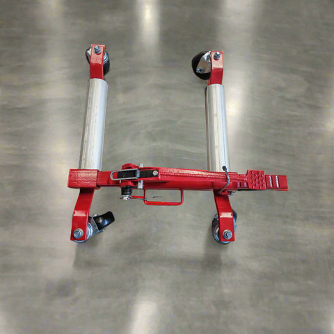 12″ Mechanical Go Jack with 360° PU wheels and foot pedal
Heavy-duty car dolly for sedans, SUVs, and light trucks
Mechanical jack for garages and auto repair shops