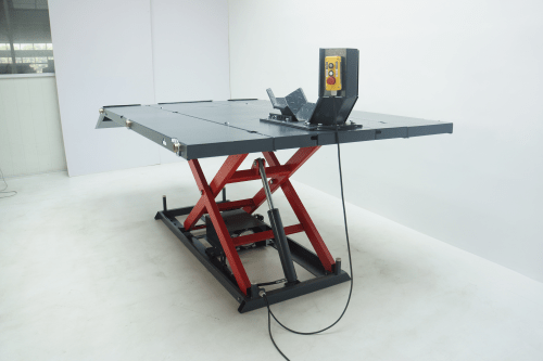 “1500 LB wide-body electric ATV UTV motorcycle lift”

“Electric-powered hydraulic scissor lift for UTVs and bikes”

“Heavy-duty red and black motorcycle lift table with side extensions”

“Garage hydraulic ramp lift for ATVs and UTVs”

“Electric hydraulic wide platform scissor hoist 1500 lbs”