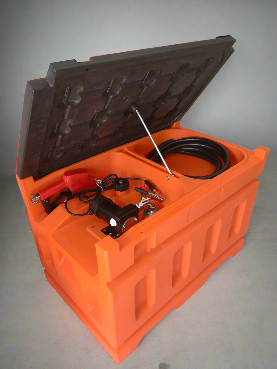 180L fuel transfer tank with red body and electric pump
Gas and diesel compatible fuel tank – 57 LPM electric pump
Portable 180-liter fuel transfer system with automatic nozzle