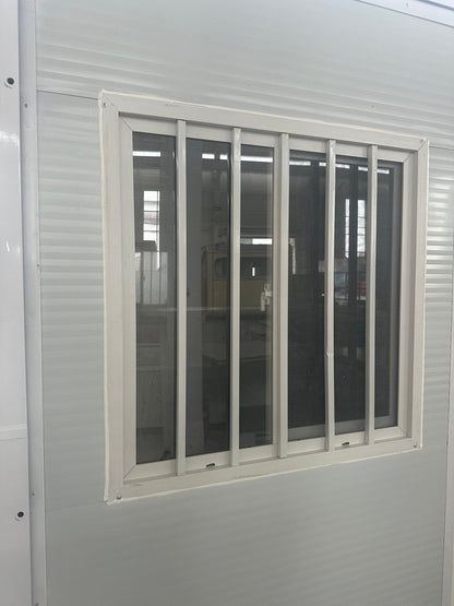 Exterior Image: Portable 19 FT Folding Insulated Container Office with Lockable Door – Outdoor View

Interior Image: Inside View of Modular Prefab Cabin Office with Window and Electrical Plug

Folded View: Foldable Prefab Container for Easy Transport and Setup

Setup Process: Step-by-step Setup of 19 FT Folding Steel Container Office

Multiple Angles: Various Views of the Portable Modular Work Cabin