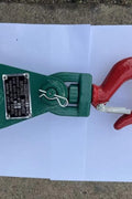 Green snatch block with steel hook

2-ton snatch block pulley close-up

4-ton heavy-duty snatch block for winching

8-ton recovery pulley block with hook

Winch pulley being measured

Towing snatch block in off-road use