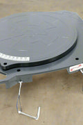 Two wheel alignment plates with 360° rotation
Side view of aluminum turntable plate with ball bearings
Top view showing angle adjustment markings
Close-up of the turntable base and mounting bolts
Full product layout – turntable pair for alignment tasks