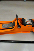 2.5 Ton Low Profile Hydraulic Floor Jack – Side View with Dual Pistons
Hydraulic Floor Jack in Orange – Lift Arm Close-up
2.5 Ton Jack – Low Clearance Front Profile
Full View of Dual Piston Hydraulic Jack with Rubber Saddle