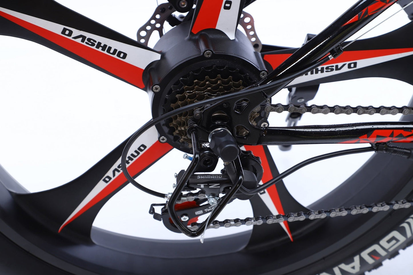 26 inch electric fat tire e-bike with 500W motor and disc brakes
Side view of black all-terrain e-bike with oversized tires
Removable 48V lithium battery on mountain fat tire e-bike
Close-up of rear hub motor and gear system on electric bike
Electric trail bike designed for snow, sand, and rugged terrain
Urban and off-road ready fat tire e-bike with aluminum frame