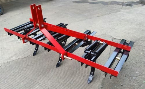 Red 3-point cultivator attachment with shanks and quick hitch
Close-up of heavy-duty hitch frame and shank spacing
Cultivator depth and working width overview