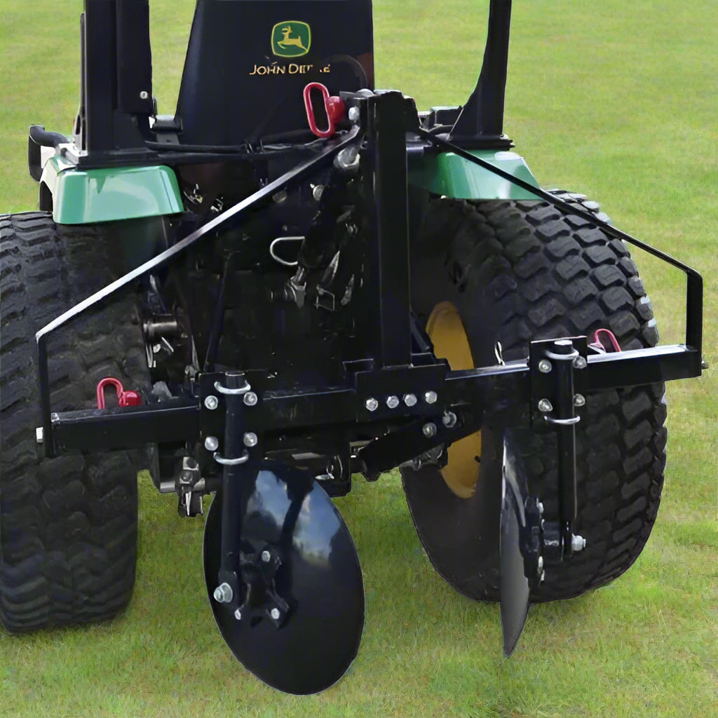 4 FT disc harrow garden tiller with 14” notched discs – black steel frame
Pull-behind disc tiller with 3-point hitch connection – 43-inch width
Field Tuff disc harrow tiller attachment for Category 1 tractors
Close-up of notched disc blades and angled shaft for deep tilling