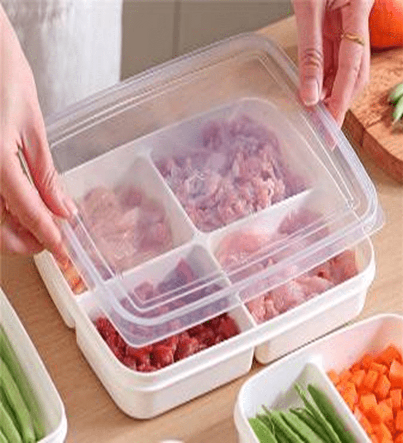 "4-piece stackable food storage containers with compartments"

"Freezer-safe meal prep containers with lids"

"Plastic rectangular containers for snacks and meals"