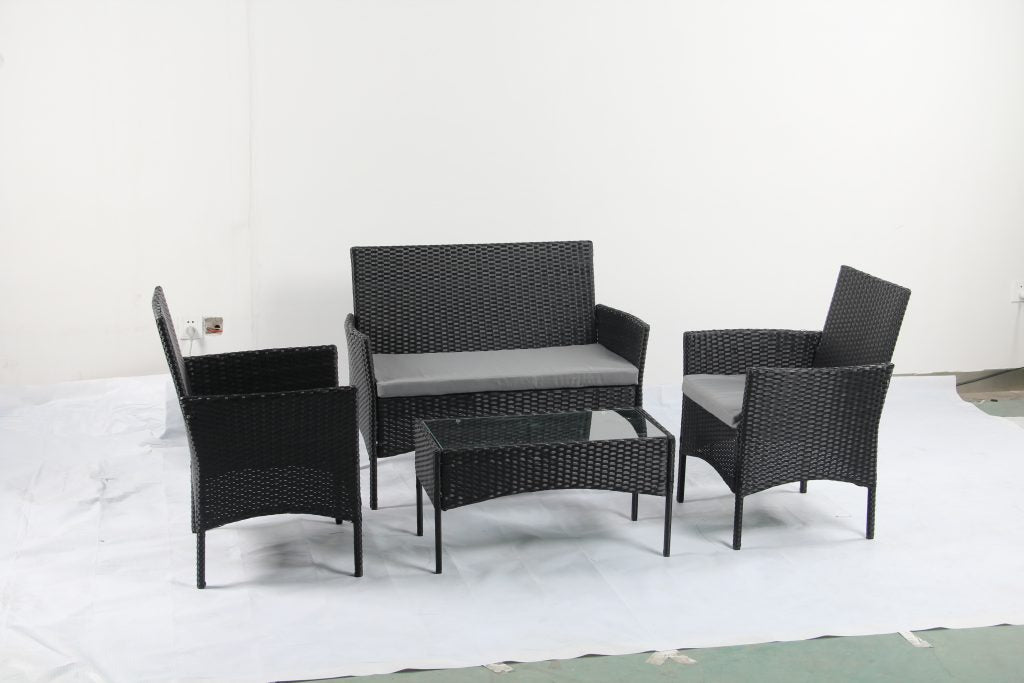 4 PCS Outdoor PE Rattan Furniture Set ��� Black Patio Sofa Chairs with Cushions and Glass Coffee