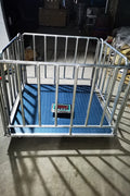 4x4 FT digital floor scale with steel checkered platform

Industrial-grade wired floor scale with LCD display

Heavy-duty 10,000 LB capacity scale with digital indicator

Digital floor scale used for freight weighing

Close-up of steel plate and load cell feet on floor scale