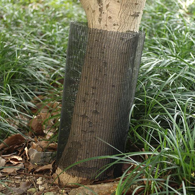 New 5 Pack Expanding Mesh Tree Guard Protectors – Durable Tree Trunk Shields for Deer & Pest Protection GA40122 - with | Sold by Uncle Wiener's Wholesale