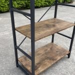 5-tier industrial bookshelf with rustic wood and black metal frame – Model TLSF05
Tall freestanding open shelf bookcase for living room or office
