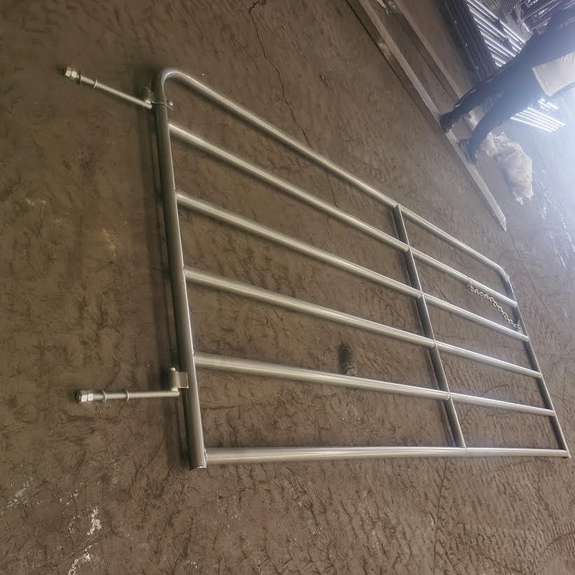 6-Bar 5 FT × 12 FT Steel Farm Gate with Powder-Coated Finish – Cattle Fence Panel