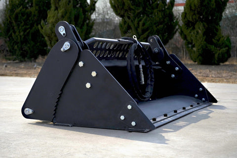 6ft skid steer combo bucket blade front view

skid steer attachment for scooping and loading

4-in-1 blade showing grading function

skid steer heavy-duty grapple bucket side view

multi-angle skid steer combo blade
