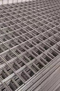 16ft welded wire panel for animal fencing
Heavy-duty galvanized steel fence grid 4x4
Welded wire fencing panel for farm use
Durable livestock fence 7ft and 16ft options