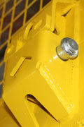 Heavy-duty yellow steel trench shield (front view)

Telescoping trench box in industrial job site

Construction-grade excavation shield with reinforced frame