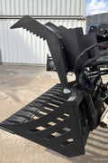 72" hydraulic grapple bucket on skid steer

Skid steer rock grapple front view

Close-up of grapple teeth and hoses

Dual-cylinder grapple open position

Grapple attachment lifting heavy debris
