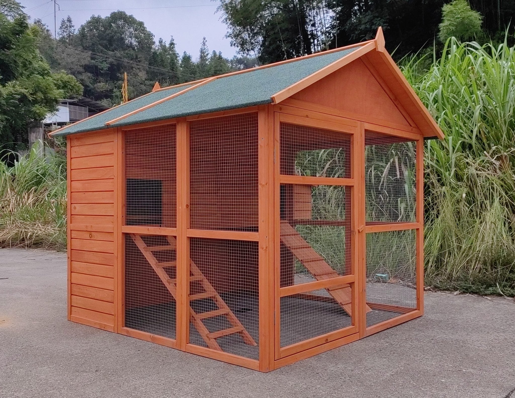 8-chicken wooden coop with nesting box and pull-out tray for backyard use
