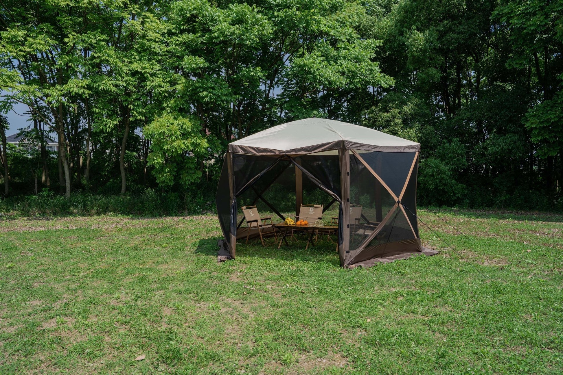 8-person pop-up camping screen tent with mesh and UV protection

hexagon-shaped 12x12 ft canopy gazebo for outdoor camping

brown outdoor screen house with zippered doors and airflow windows

Easy setup pop-up tent for the backyard and picnic

camping gazebo with mesh sides for insect protection