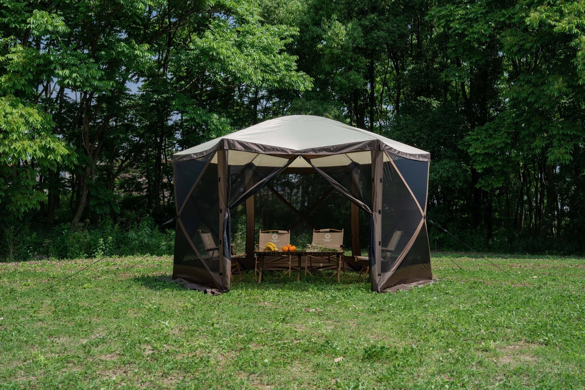 8-person pop-up camping screen tent with mesh and UV protection

hexagon-shaped 12x12 ft canopy gazebo for outdoor camping

brown outdoor screen house with zippered doors and airflow windows

Easy setup pop-up tent for the backyard and picnic

camping gazebo with mesh sides for insect protection